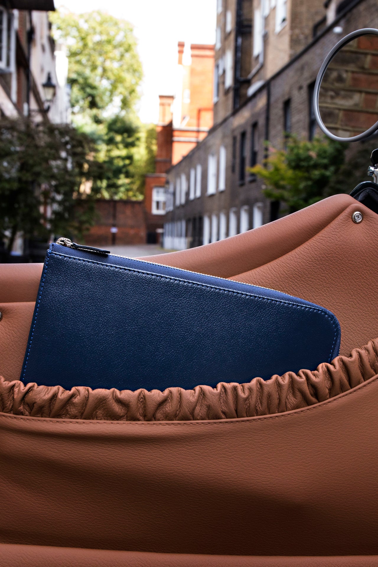 Ettinger | Luxury Handmade Leather Goods Manufacturer