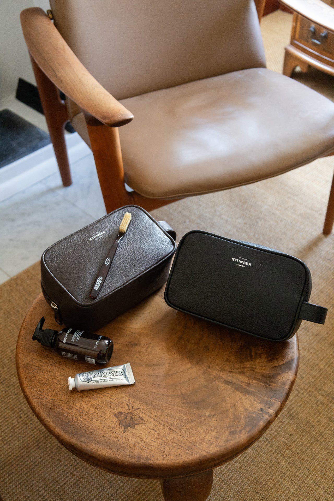 Ettinger | Luxury Handmade Leather Goods Manufacturer